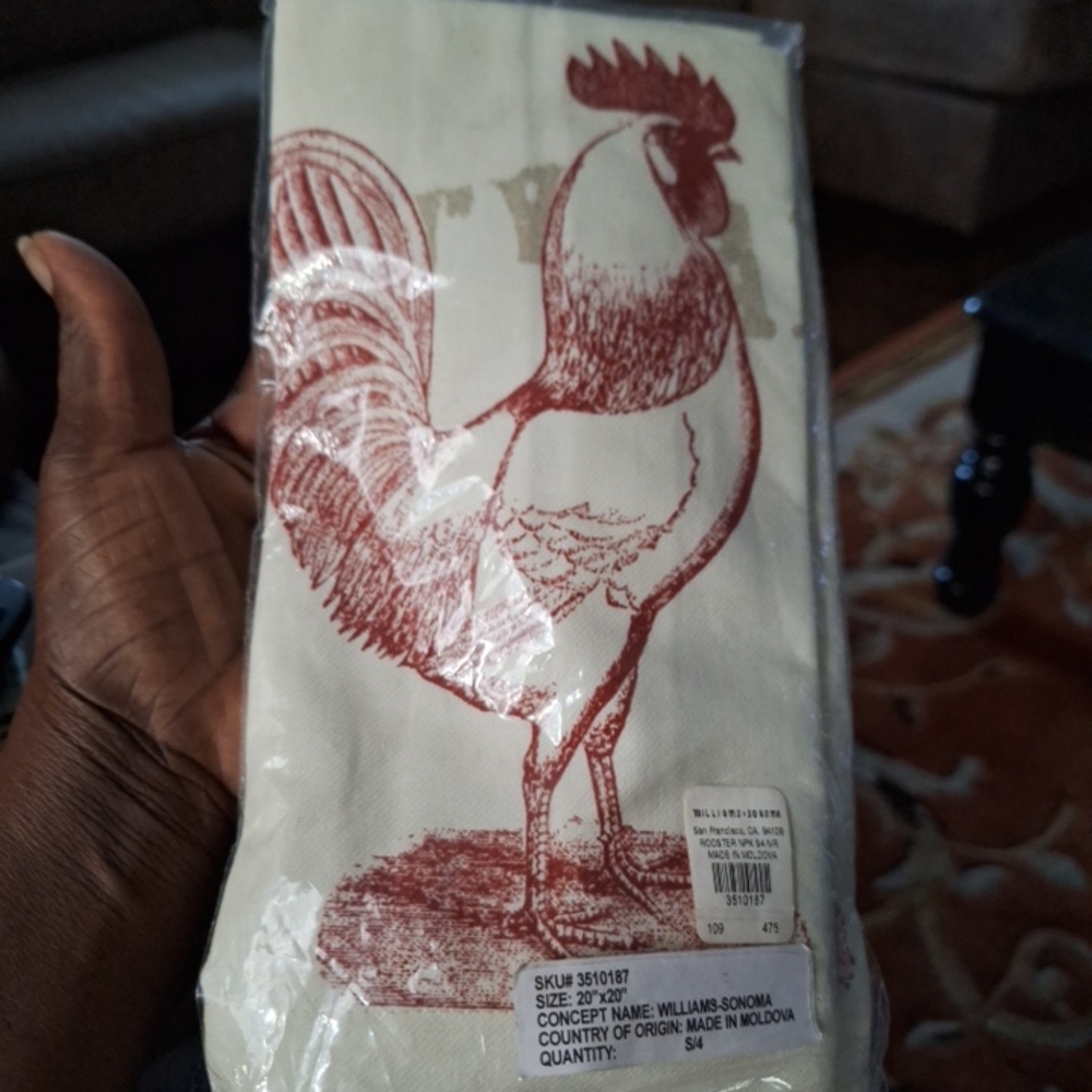 4 William Sonoma Rooster Print Kitchen Towel